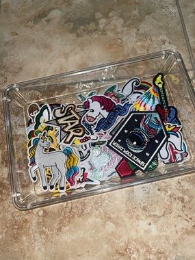 Bundle of iron on patches